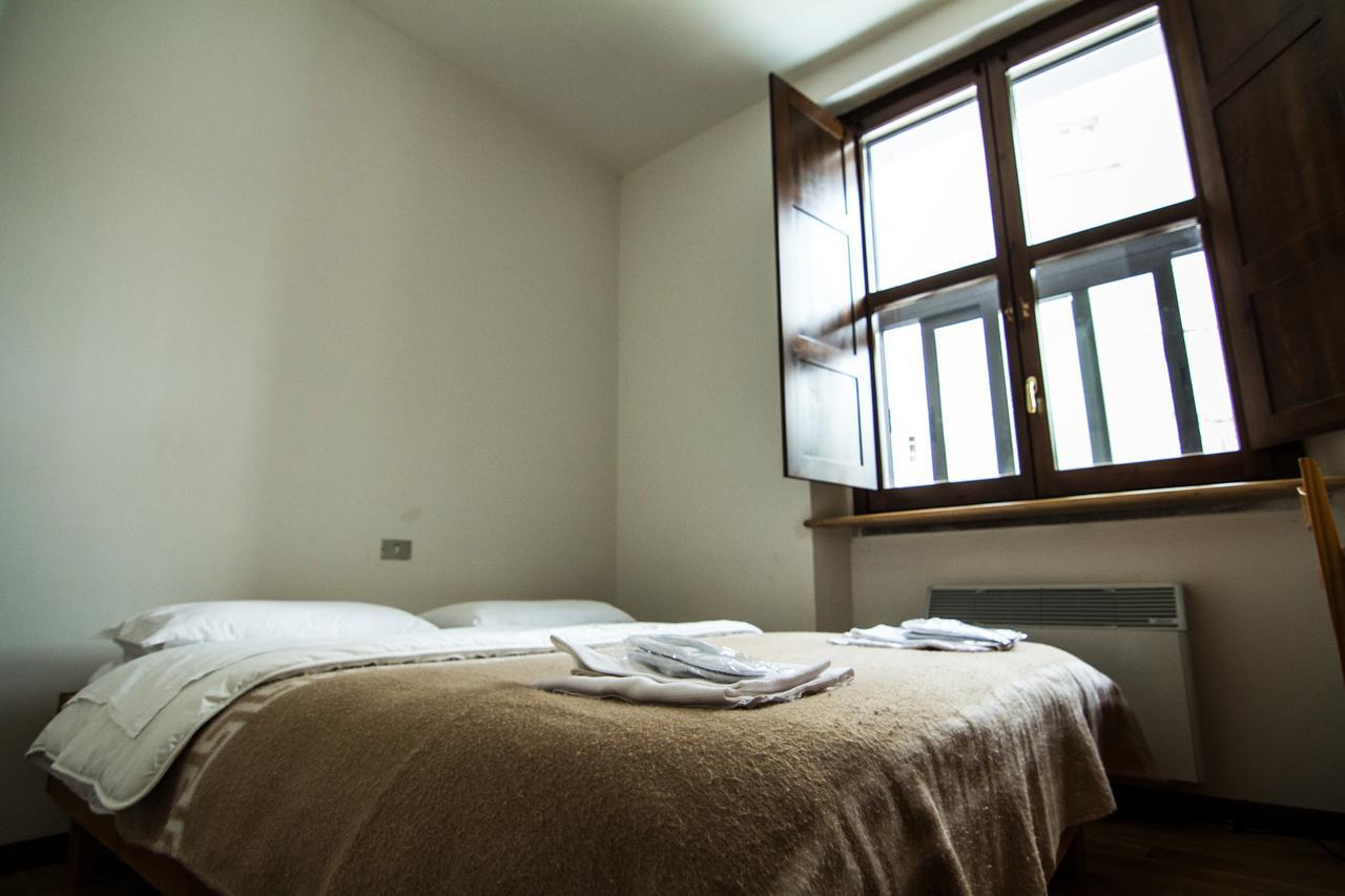 Il Camoscio Mountain & Bike Hostel Rovere  Exterior photo